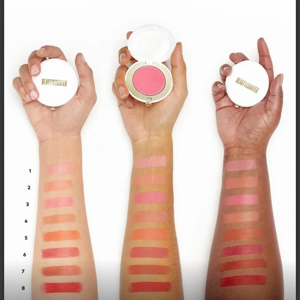 Beautycounter Coral Blush Compact - Picture 2 of 7